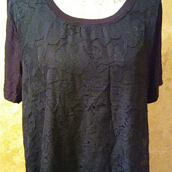 Short sleeve top - Picture 3 of 3